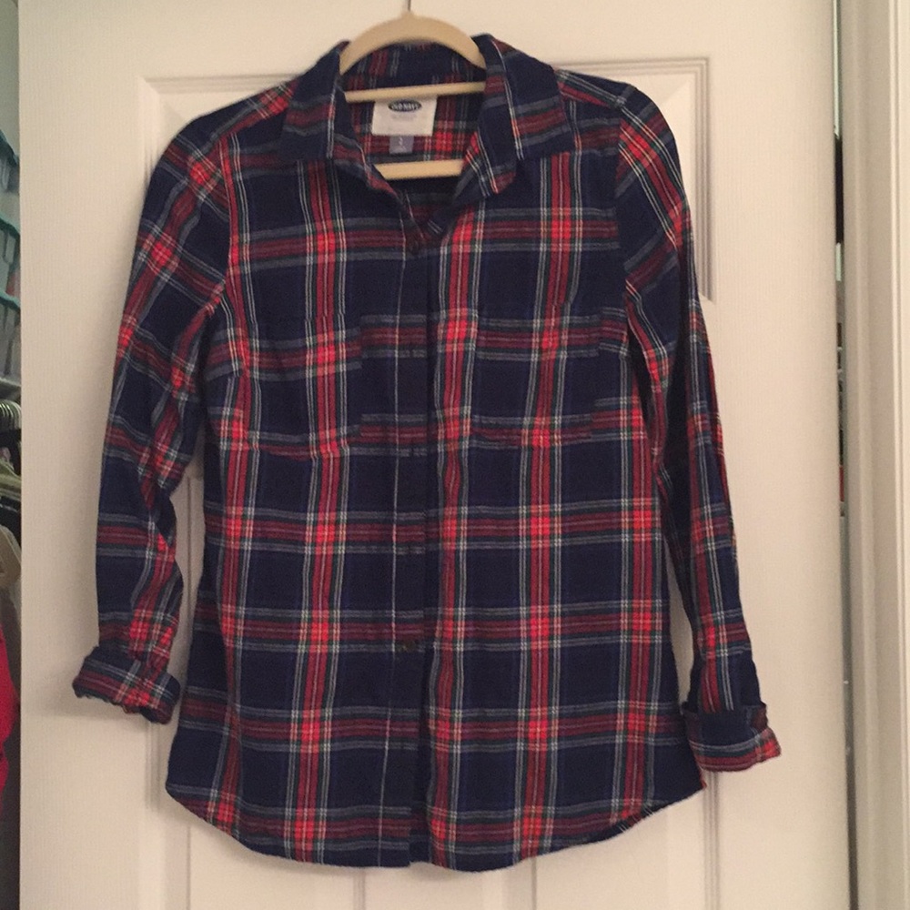 Red/blue checkered long sleeve flannel button down